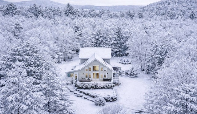 Gorgeous Modern Vacation Rental with Game Room Surrounded by Nature in Madison, New Hampshire