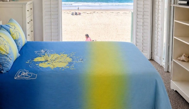 Gorgeous Ocean Front Condo on the Boardwalk - Walk to Everything!