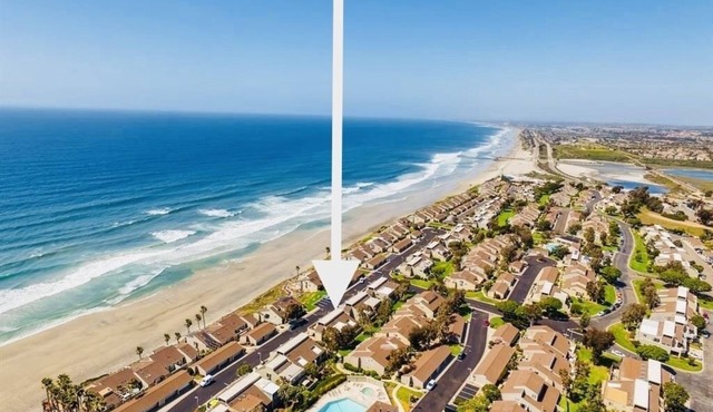 Gorgeous Ocean View Twinhome w/AC!