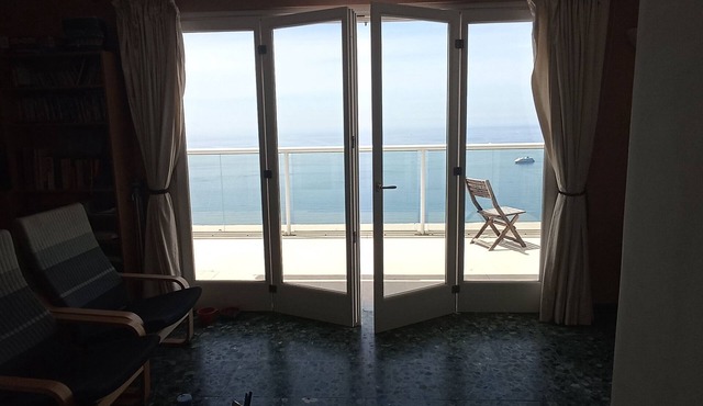 Gorgeous penthouse by the sea