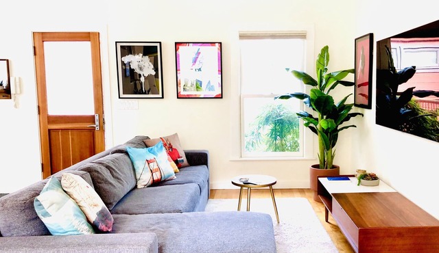 Gorgeous SF 2-Bedroom 2-Bathroom Cottage, 2-Car Garage, Sun Deck & Patio in SoMa
