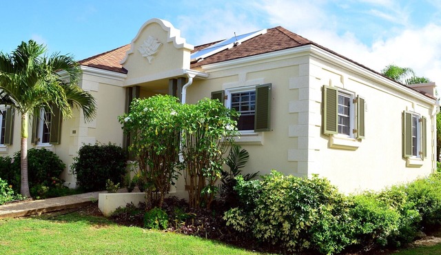 Gorgeous Three Bedroom In Quiet Development