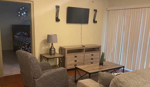 Gorgeous Unit in Hattiesburg - Very Close to I-59