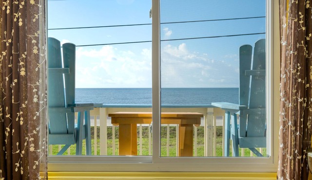 Gorgeous views! Beautiful Gulf Beach Home! Weekly and Monthly Specials!