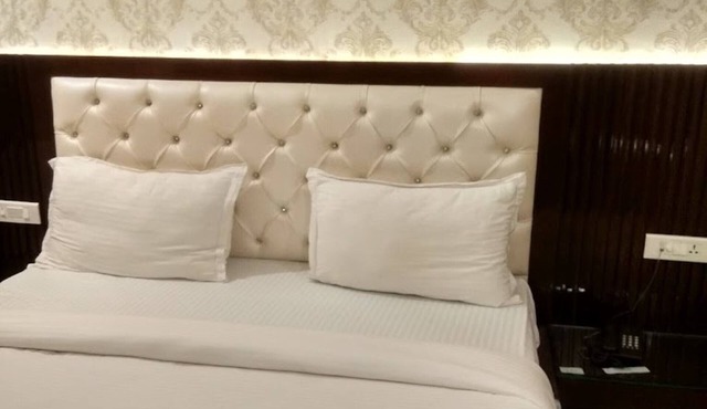 Goroomgo Hotel Jasmine Haridwar