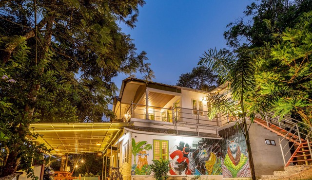 goSTOPS Munnar - Hostel