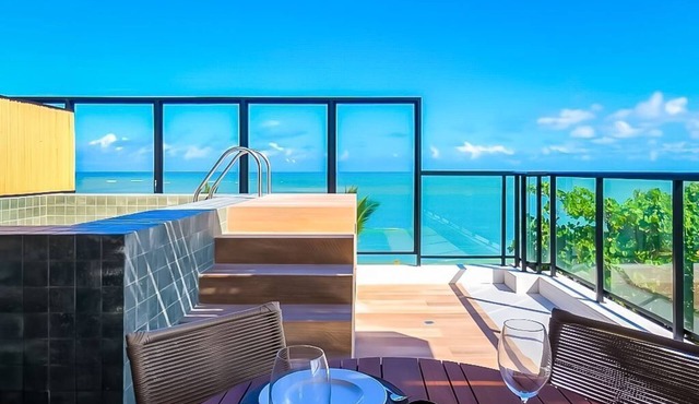 Gourmet Studio with Sea-Facing Pool