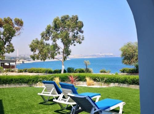 Governors Beach Costas Apts