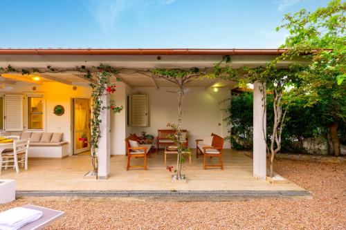 Gracious Cottage