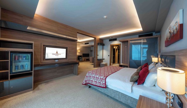 Grand Asya Hotel