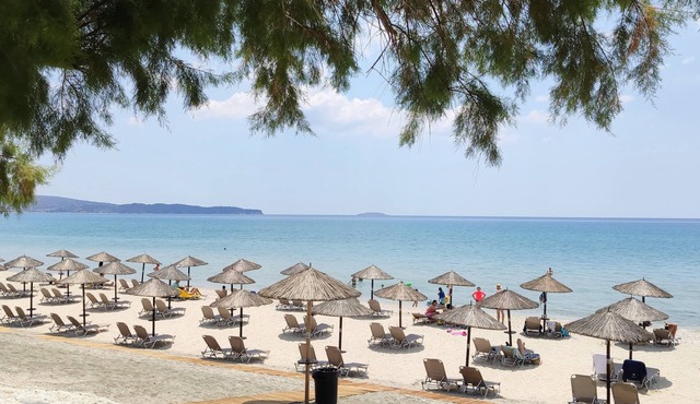 Grand Beach Hotel