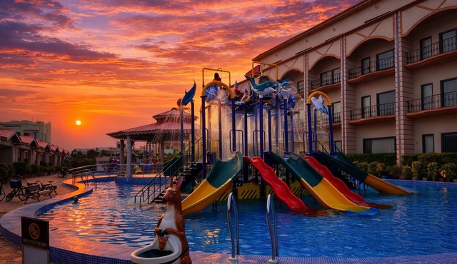 Grand Beach Resort