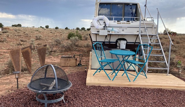 Grand Canyon Land Yacht at Gopher it Acres