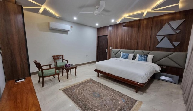Grand Hotel Quetta