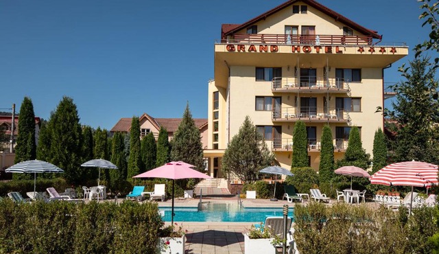 Grand Hotel