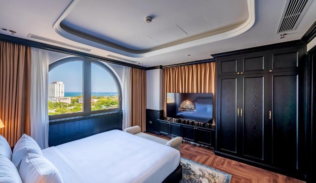 Grand Luxury Hotel Ninh Chử