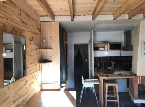 Grand studio duplex mezzanine.
