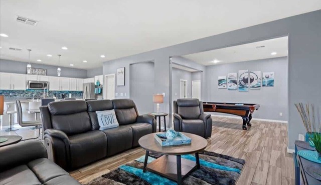 Grand Vegas Getaway | Spacious 5BR Luxury Retreat!
