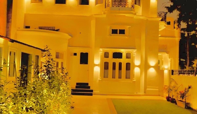 Grand Villa