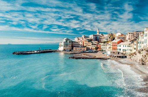 Grand Villa Suite near the Archaeological Museum