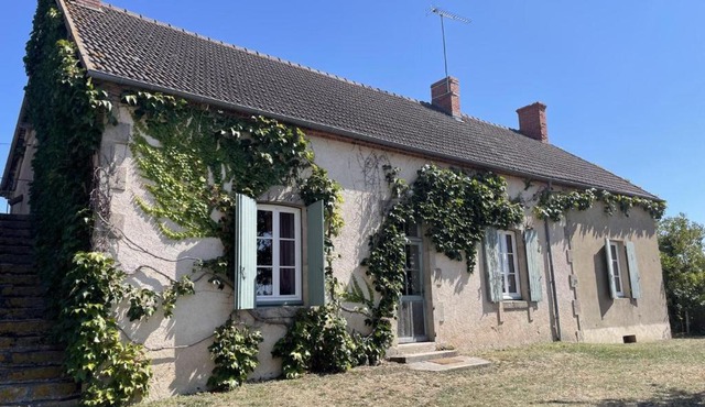 Grande ferme avec piscine privée et animaux acceptés à Chappes - FR-1-489-90