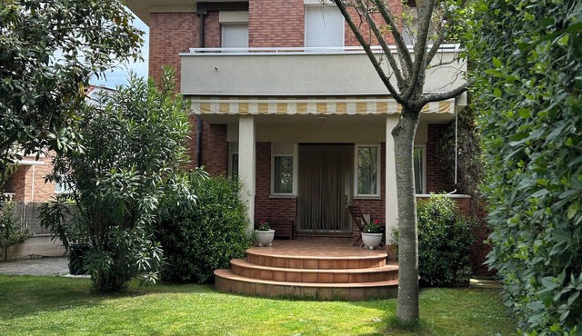 Grande Maison Avec Jardin à 10 Minutes du Centre-ville de Pampelune. Idéal!