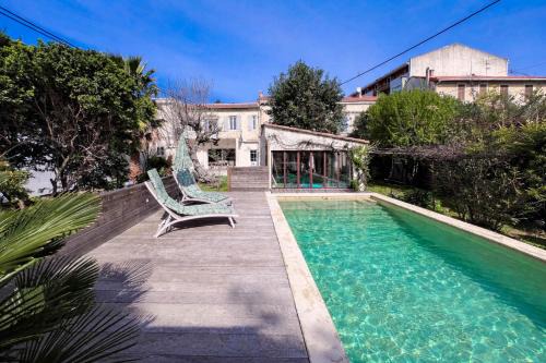 Grande maison avec piscine à pied du Festival d Avignon 10 pers