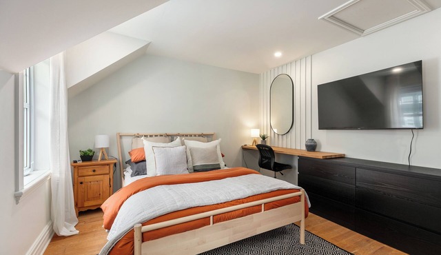 Grande Maison Luxueuse au Pieds de Bromont