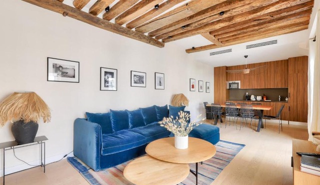 Grande terrasse, climatisation, 3 chambres, Marais