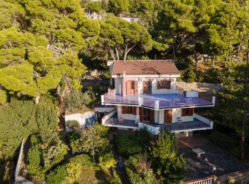 Grande Villa panoramica con accesso diretto alla spiaggia