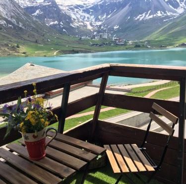 Grands studios vue sur lac