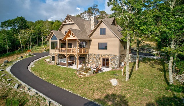 Grandview Pointe - Luxury on Sugar, hot tub, game room
