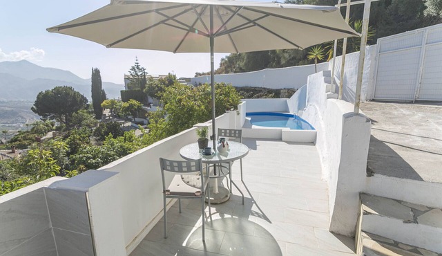 .Granero Nerja
