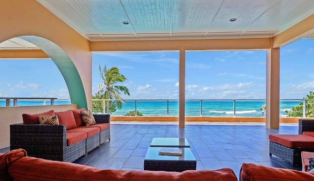 Grapetree Bay Hotel & Villas