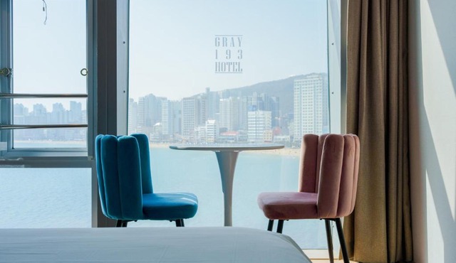 Gray 193 Hotel