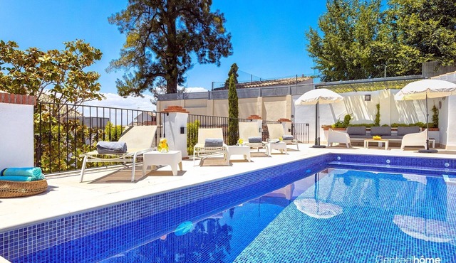 Great Apartment in Traditional House near Alhambra. San Ignacio I