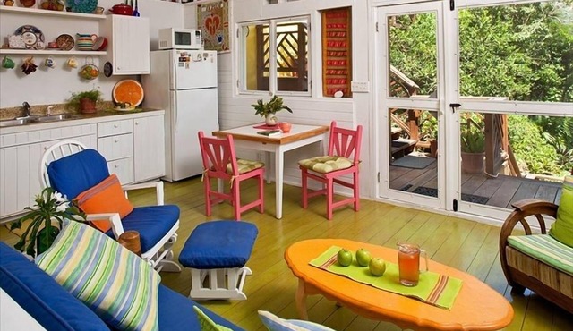 Great Breeze, Tesla Solar Storage, Airy, Open, Peaceful & Ideal 'Work From Home'