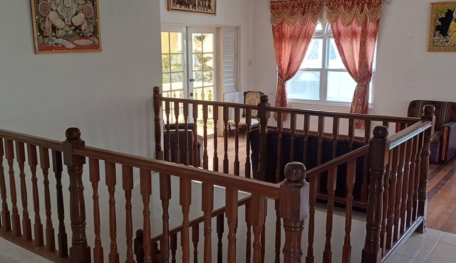 Great, Centrally located apartment with extra large rooms unit 2