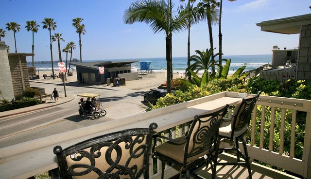 Great corner condo! Surrounding Ocean Views - D2 North Coast Village