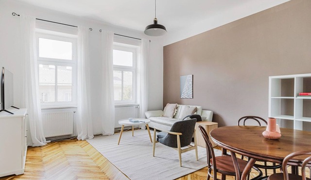 Great Döbling 2BR, Fully Furnished & Ready, by Blueground