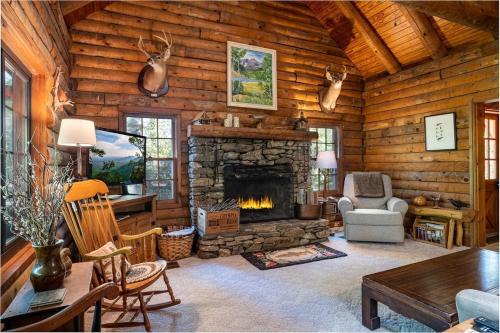 Great Escape Cabin · Great Escape Cabin in Connestee Falls