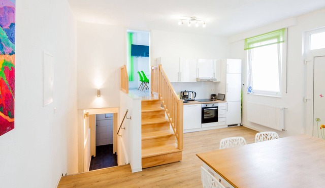 Great large vacation apartment with 7 bedrooms, 2 eat-in kitchens, 19 beds, 4 bathrooms