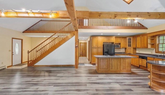 Great location! 3 Bedroom home for rent!