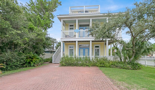 Great pricing, near Seaside!