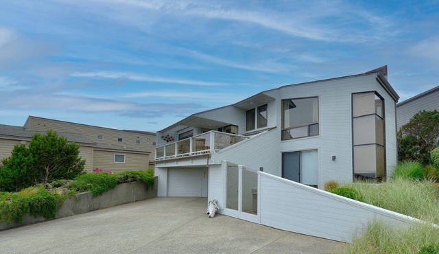 Great Value - in Bodega 4/Bedrooms/4Baths, Hot Tub/Pool Table on BB Golf Course