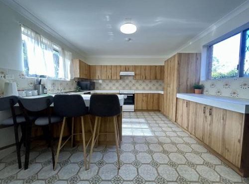 Great Value Stay in Robertson 5 mins to Shops