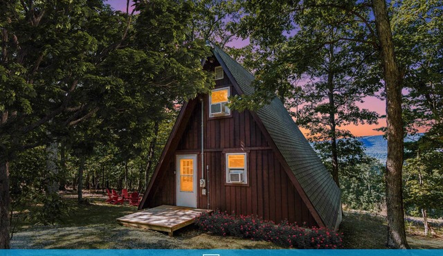 Great Views! A-Frame w Hot Tub, Grill & Fire Pit