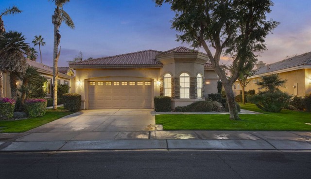 Greater Palm Spring Home - Sunset Oasis W/Pool/sleeps 10