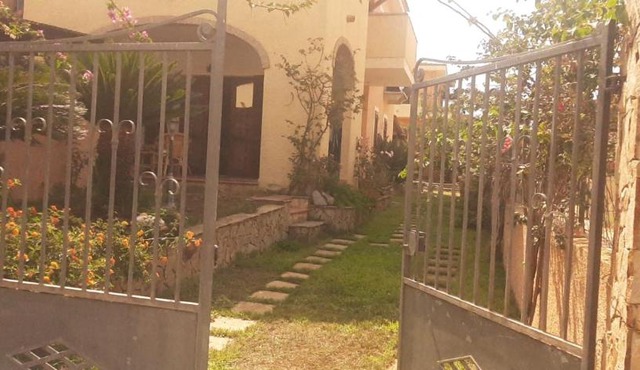 Greca's Home