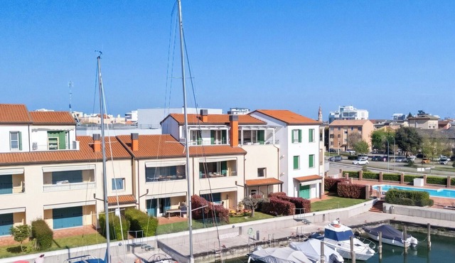 Grecale – Relax at Caorle’s sunset